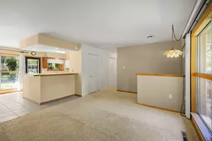 5805 Yorkshire Rd, Madison, WI 53711 - Photo 4