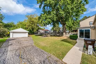 4517 S Kansas Ave, Saint Francis, WI 53235 - Photo 20