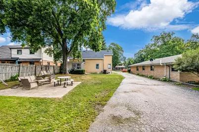 4517 S Kansas Ave, Saint Francis, WI 53235 - Photo 22