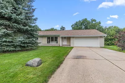 8048 N Greenview Ct, Brown Deer, WI 53223 - Photo 2