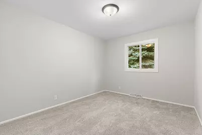8048 N Greenview Ct, Brown Deer, WI 53223 - Photo 26