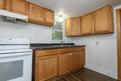 923  Randall St, Beloit, WI 53511 - Photo 20
