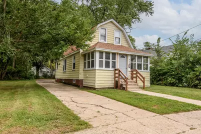 923  Randall St, Beloit, WI 53511 - Photo 1