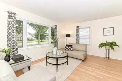 2950 N 91st St, Milwaukee, WI 53222 - Photo 8