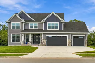 935  Kohlwey Dr, Grafton, WI 53024 - Photo 1