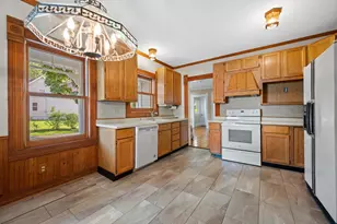 7582 S 51st St, Franklin, WI 53132 - Photo 28