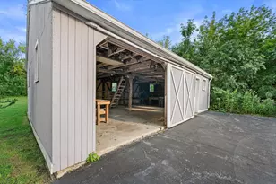 7582 S 51st St, Franklin, WI 53132 - Photo 46