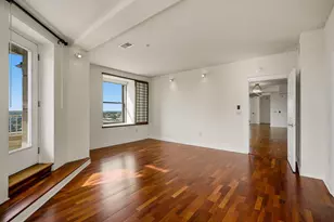 606 W Wisconsin Ave, Milwaukee, WI 53203 - Photo 10