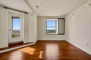 606 W Wisconsin Ave, Milwaukee, WI 53203 - Photo 12