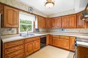 1638 Meadowlane Ave, Racine, WI 53406 - Photo 10