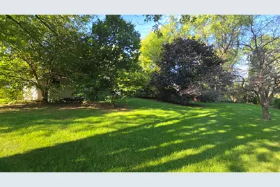 21670  Clarion Ln, Brookfield, WI 53186 - Photo 32