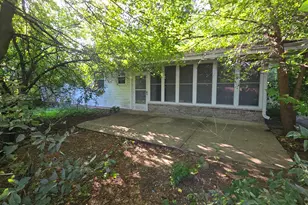 21670 Clarion Ln, Brookfield, WI 53186 - Photo 20