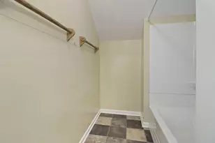 2513 Roosevelt Rd, Kenosha, WI 53143 - Photo 16