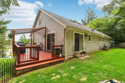 7920  Greendale Ave, Burlington, WI 53105 - Photo 38
