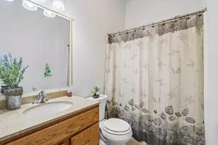 7920 Greendale Ave, Burlington, WI 53105 - Photo 16