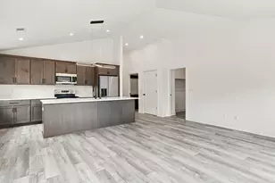 228 E Brown St, Milwaukee, WI 53212 - Photo 10