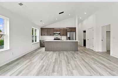 228 E Brown St, Milwaukee, WI 53212 - Photo 6