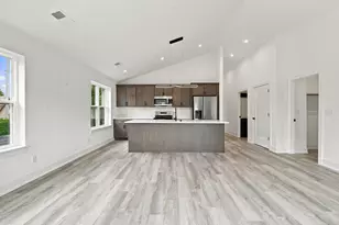 228 E Brown St, Milwaukee, WI 53212 - Photo 6