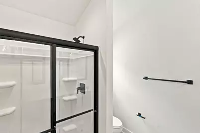 228 E Brown St, Milwaukee, WI 53212 - Photo 16