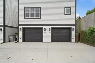 226 E Brown St, Milwaukee, WI 53212 - Photo 26