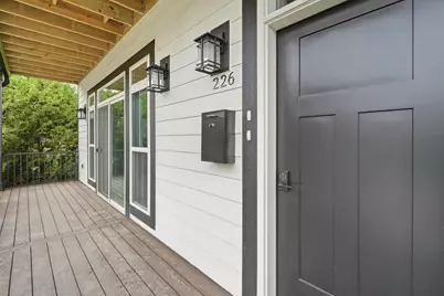 226 E Brown St, Milwaukee, WI 53212 - Photo 28