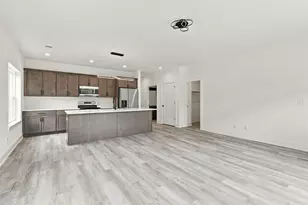 226 E Brown St, Milwaukee, WI 53212 - Photo 8