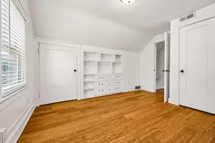 524 S Oak Park Ct, Milwaukee, WI 53214 - Photo 20