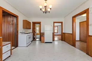 318 Grove St, Caledonia, MN 55921 - Photo 6