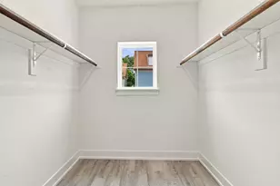 232 E Brown St, Milwaukee, WI 53212 - Photo 18