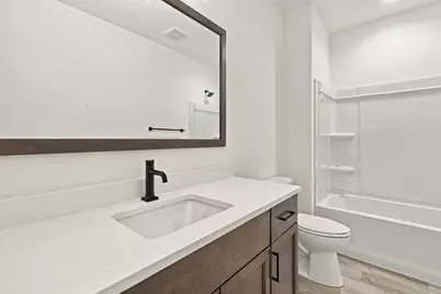 232 E Brown St, Milwaukee, WI 53212 - Photo 20