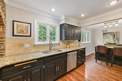 7801 N Regent Rd, Fox Point, WI 53217 - Photo 12