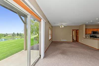 N55W17156  Ravenwood Dr #19156, Menomonee Falls, WI 53051 - Photo 10