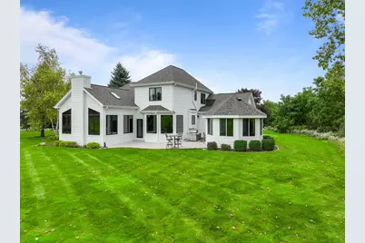 1570  Fairway Ct #16-19, Geneva, WI 53147 - Photo 2