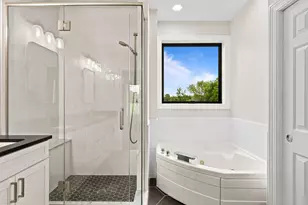 1570 Fairway Ct, Geneva, WI 53147 - Photo 52