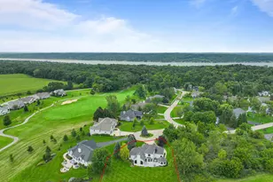 1570 Fairway Ct, Geneva, WI 53147 - Photo 38