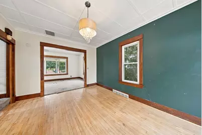 762  Pine St, Sheboygan Falls, WI 53085 - Photo 10