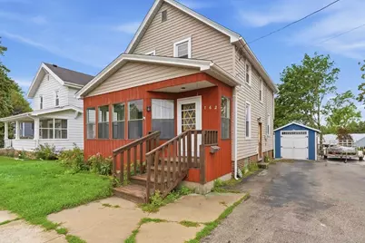 762  Pine St, Sheboygan Falls, WI 53085 - Photo 2