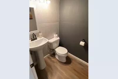 3700 N 99th St, Milwaukee, WI 53222 - Photo 14