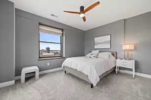 606 W Wisconsin Ave, Milwaukee, WI 53203 - Photo 28