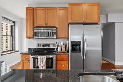606 W Wisconsin Ave #1301, Milwaukee, WI 53203 - Photo 12