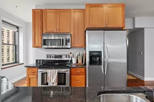 606 W Wisconsin Ave, Milwaukee, WI 53203 - Photo 12