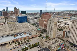 606 W Wisconsin Ave, Milwaukee, WI 53203 - Photo 38