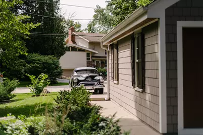 1100 W Riverview Dr, Glendale, WI 53209 - Photo 72