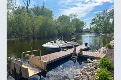34215  Venice Park Rd, Summit, WI 53018 - Photo 2