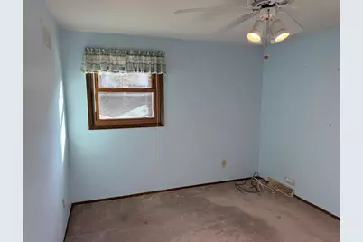 W231S6190  Charles Dr, Waukesha, WI 53189 - Photo 18