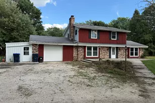 W231S6190 Charles Dr, Waukesha, WI 53189 - Photo 1
