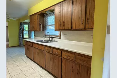 W231S6190  Charles Dr, Waukesha, WI 53189 - Photo 6