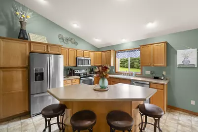 W3836  Somerset Ct, Taycheedah, WI 54937 - Photo 10
