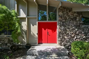 9484 N Fairway Dr, Bayside, WI 53217 - Photo 42
