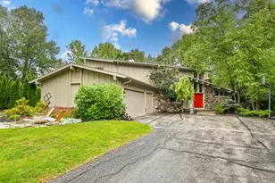 9484 N Fairway Dr, Bayside, WI 53217 - Photo 40